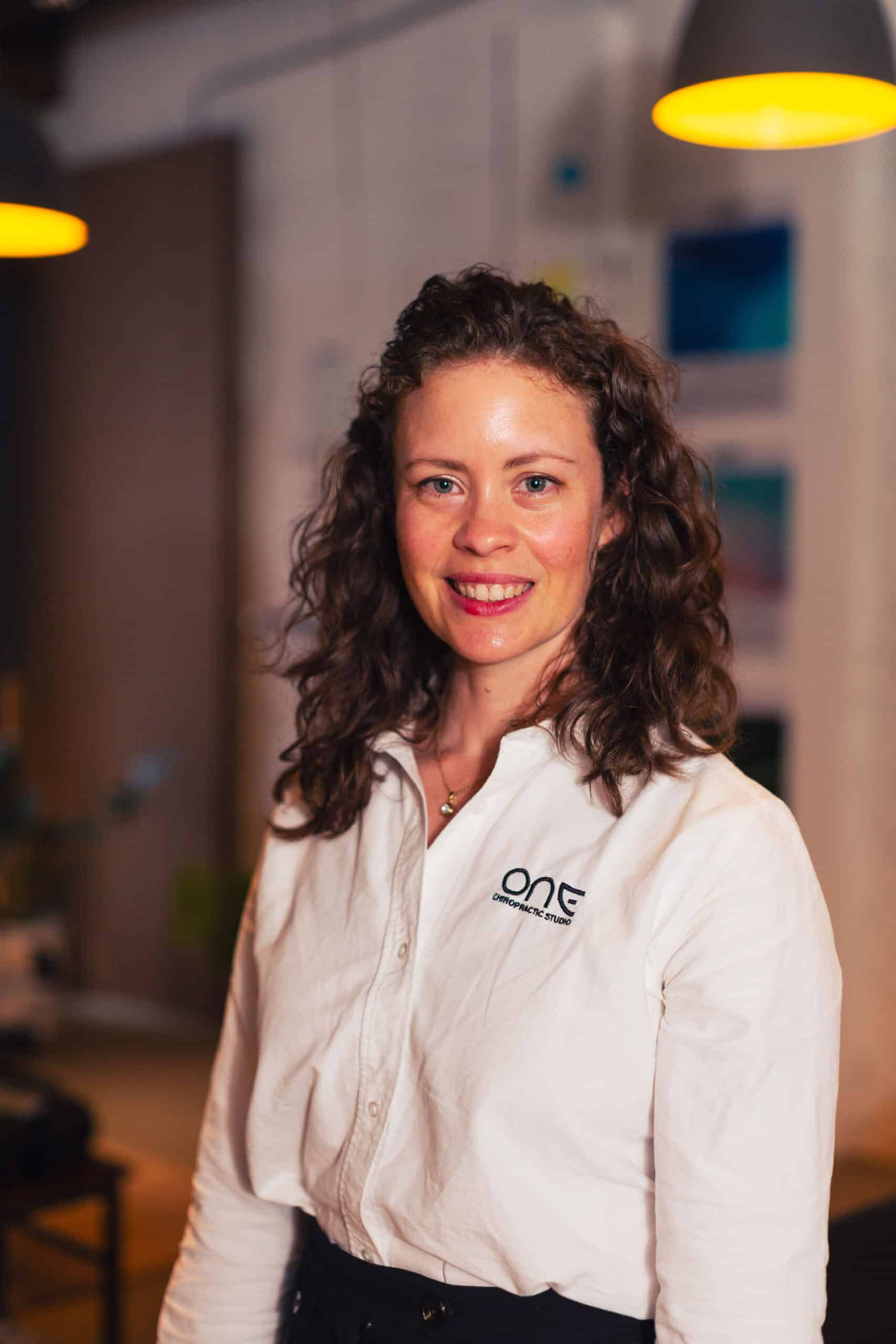 Elsje Meyer
AGB: 90112476
SNRC: 3231469
DCF: 1469 - ONE Chiropractic Studio Nijmegen