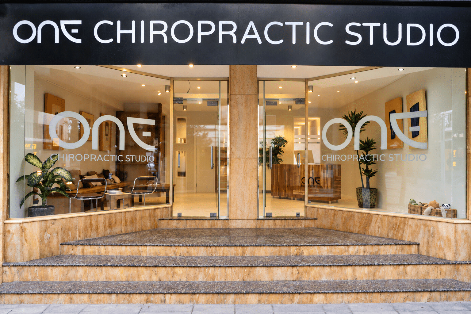 Original ONE Chiropractic Studio Santa Eulària (Ibiza) source-page photograph